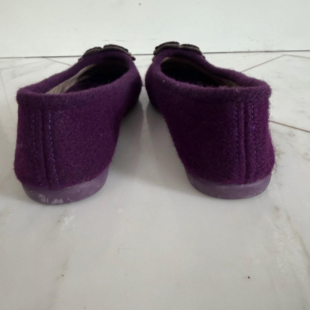 Thies women’s purple felt floral appliqué ballet flat shoes euro 38 US 7.5 EUC - Picture 5 of 10